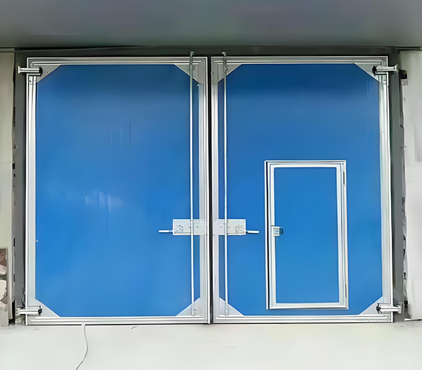 洛南工业平开门