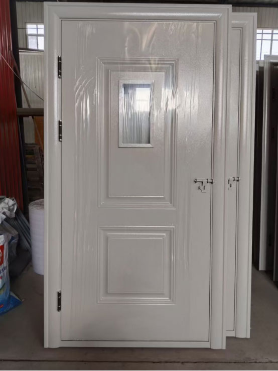 洛南学校教室门