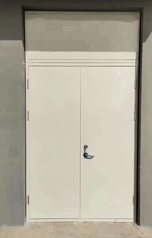 展览馆项目完成大跨度洛南防火门安装